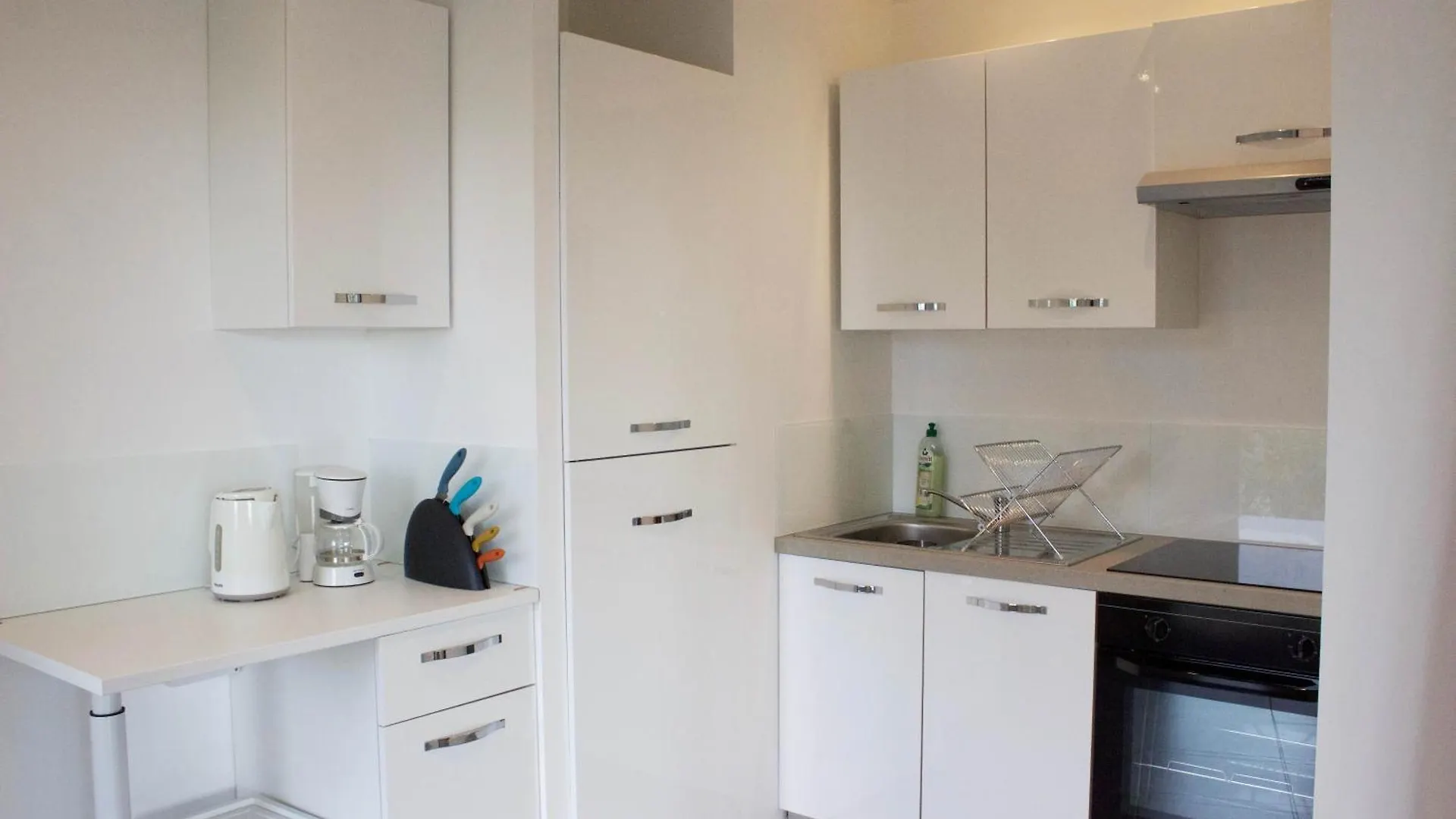 Apartament 456 Chemin De La Pinede Mentona