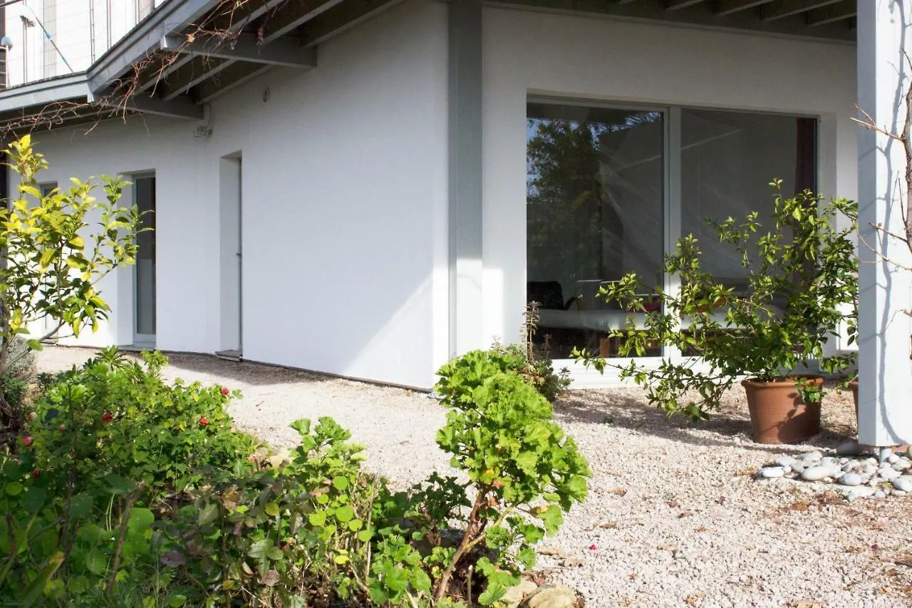 Apartament 456 Chemin De La Pinede Mentona Francja